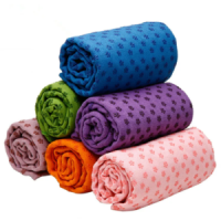 Подушки, покрывала и полотенца для йоги и медитации