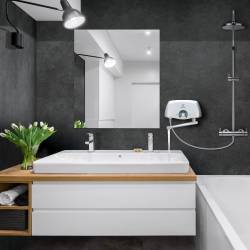 Водонагреватель проточный Electrolux SMARTFIX 2.0 T (3,5 кВт) – кран